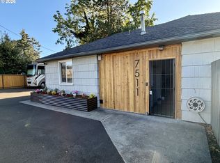 7511 SE Harmony Rd, Milwaukie, OR 97222