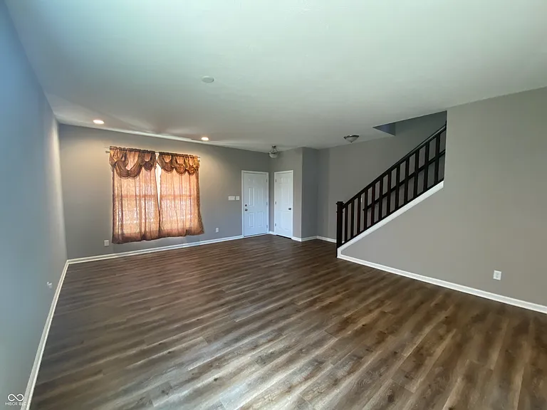 5668 Grosbeak Dr — Photo 5
