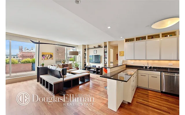 Sold by Douglas Elliman | media 10