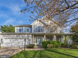 12825 Tournament Dr, Reston, VA 20191