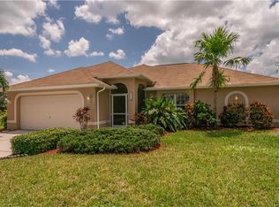 2716 NW 4th St, Cape Coral, FL 33993