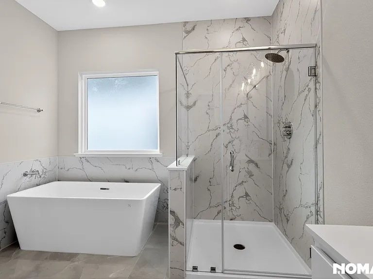 208 Clark Meadows Ln — Photo 14