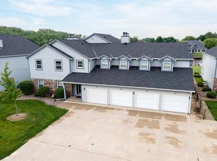 311 Captains Ct, Winneconne, WI 54986
