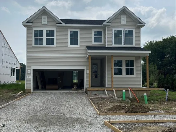 104 Riverfield Run, Elyria, OH 44035