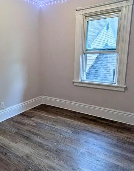 227 Hamilton St — Photo 9