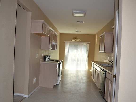 3rd image of 315 Boliver Ave