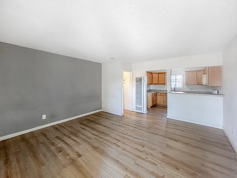 449 Melody Ln #4 — Photo 1