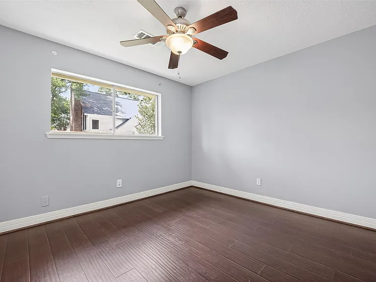 7111 Halfpenny Rd — Photo 26