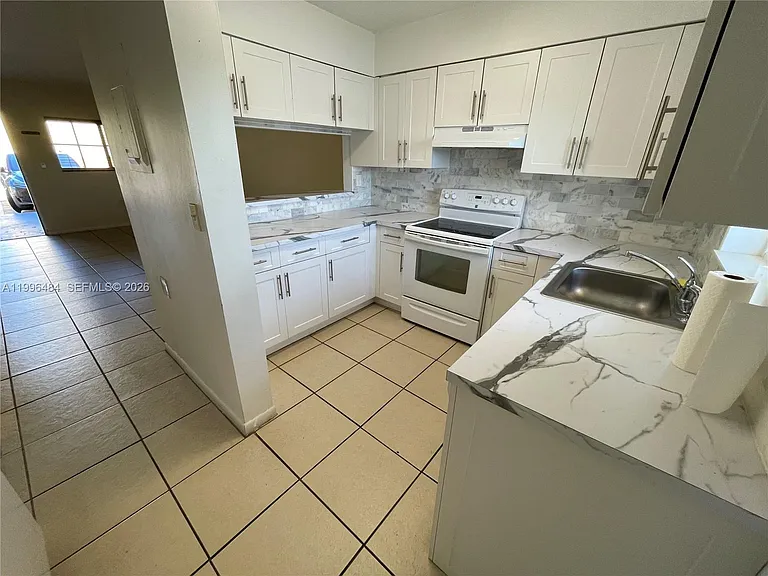 14902 SW 82nd Ln #13102 — Photo 11