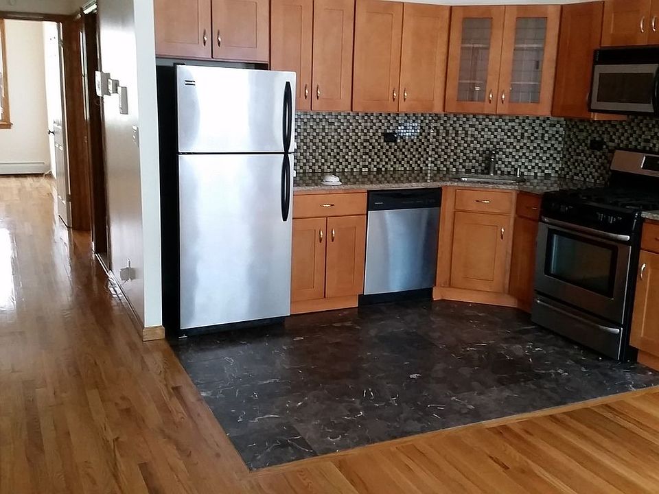 1st image of 480 Smith St #2