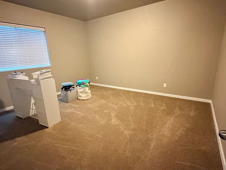 2598 Hannah Ridge Dr — Photo 17