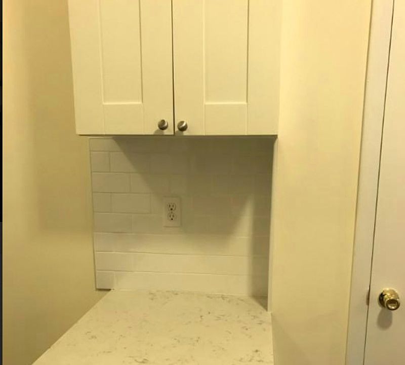 1st image of 220 E 27th St APT 7