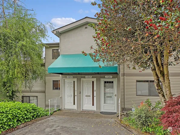 13269 15th Avenue NE, Seattle, WA 98125