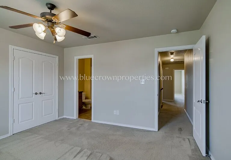 706 Parkplace Rdg — Photo 20