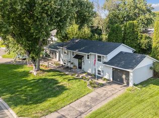 8153 Hemingway Ave S, Cottage Grove, MN 55016