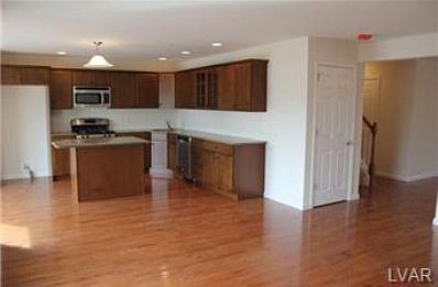 2nd image of 2603 Sapphire Ln