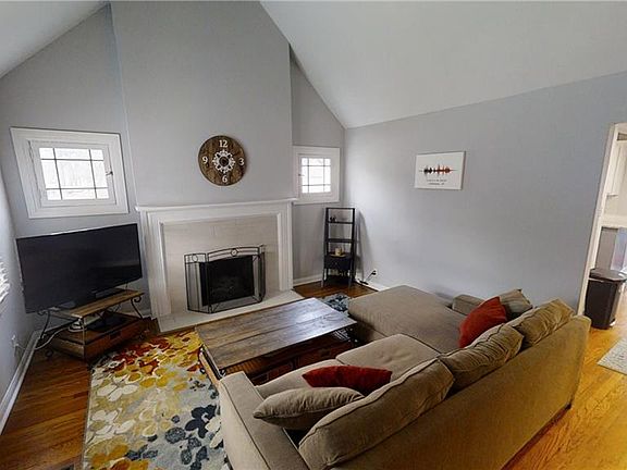5th image of 5957 Norwaldo Ave