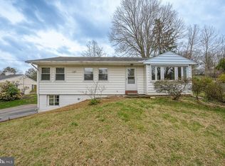 437 Meadowcroft Rd, Wayne, PA 19087