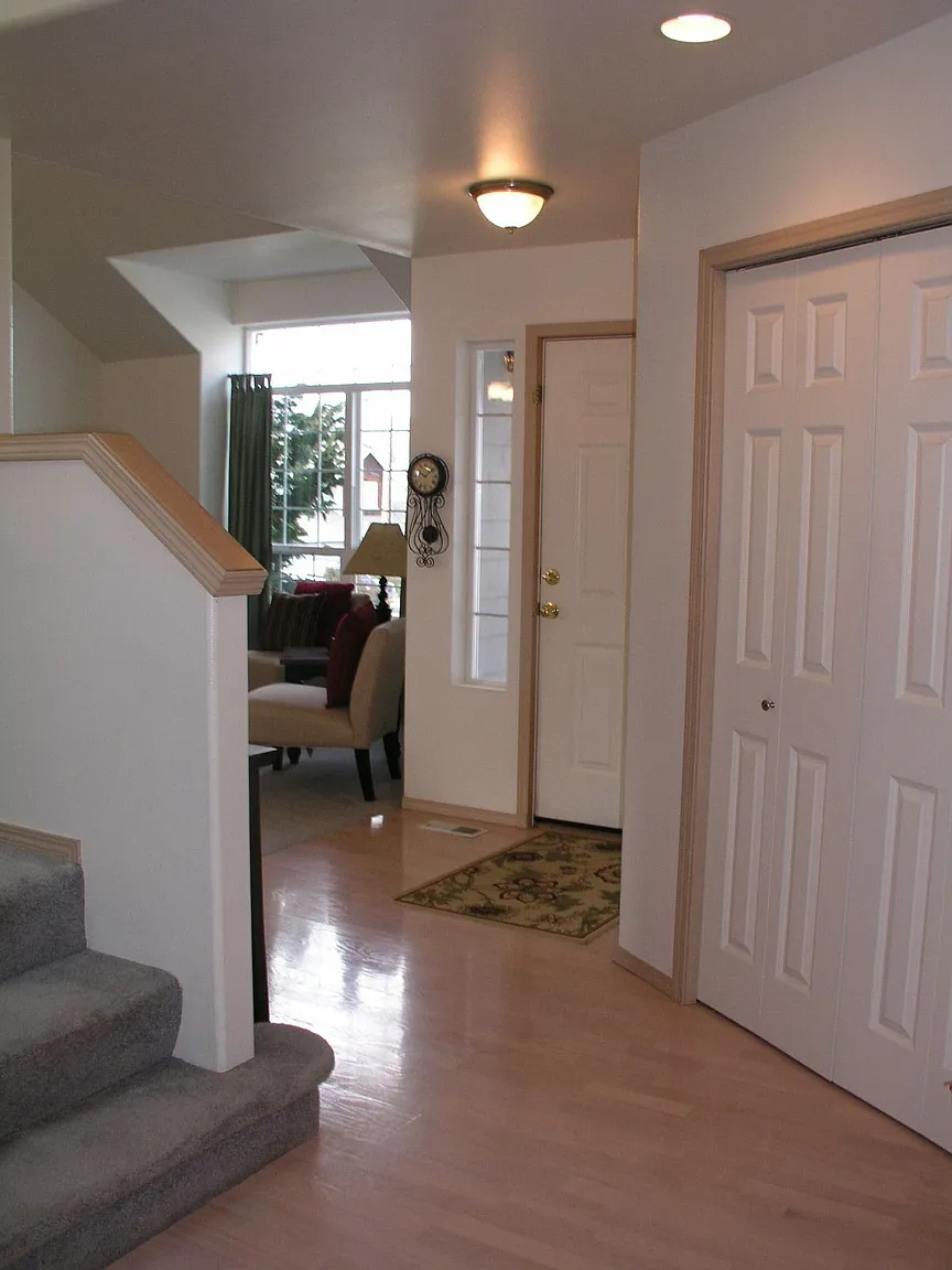 3002 Maplewood Ct photo 1