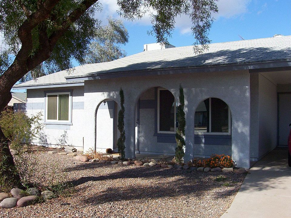 1st image of 2228 W Portobello Ave