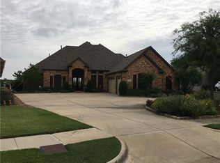 1913 Spinnaker Ln, Azle, TX 76020