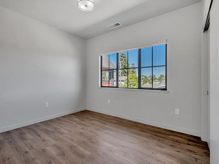 Upscale Westside Living! Spacious 2BD/2BA Above Copal Restaurant — Photo 17