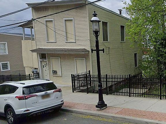 1st image of 25 Secor Rd