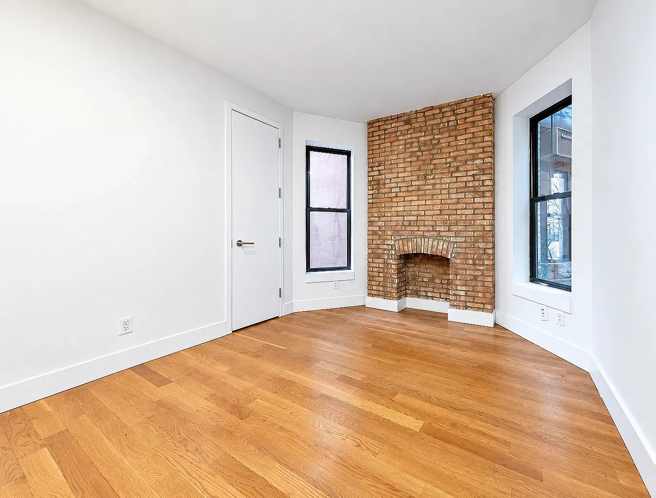 30 Claver Place — Photo 1
