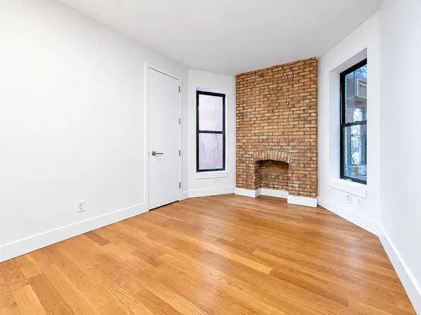 30 Claver Pl APT 4l, Brooklyn, NY 11238
