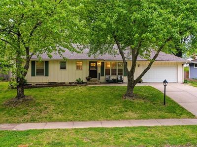 10000 Lydia Ave, Kansas City, MO, 64131
