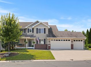 1609 Sandbar Cir, Waconia, MN 55387