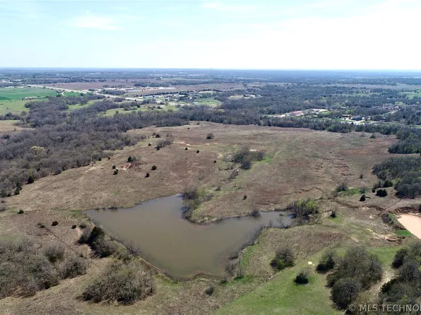 18504 Us Highway 70, Lone Grove, OK 73443