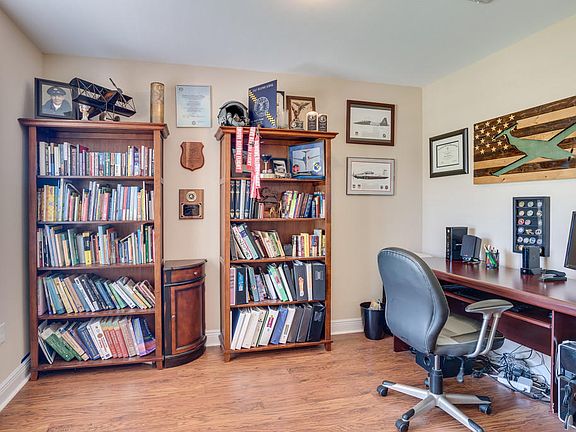 4th image of 6043 Blair Cir