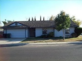 2832 Reywood Ln photo 1