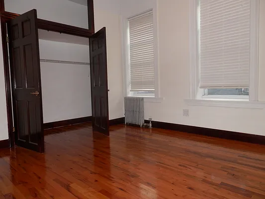 Rented by The Ambassador Realty Group | media 33