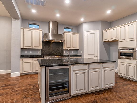 4th image of 3330 S Buckskin Way