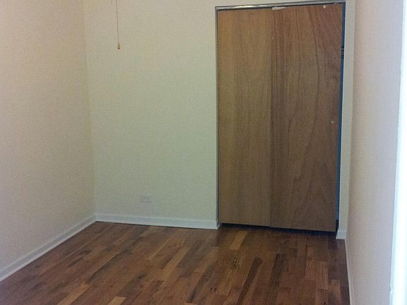 2nd image of 1934 N Fairfield Ave #G