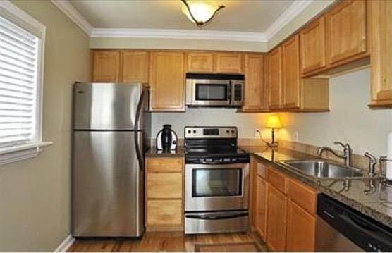4th image of 1330 N Elizabeth St Unit 7