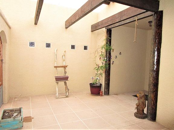 4th image of 5929 Arbol Pl