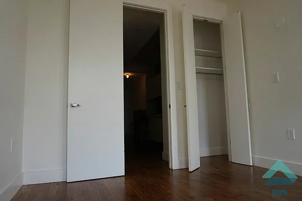 Rented by EXR | media 14