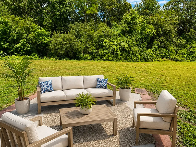 540 Royal Ridge Dr — Photo 18