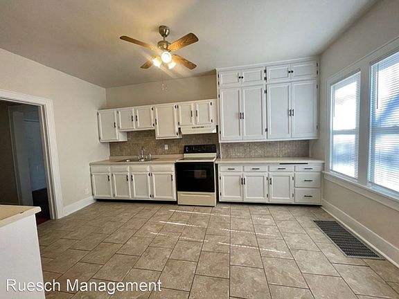 2nd image of 303 S Taylor St #10933455
