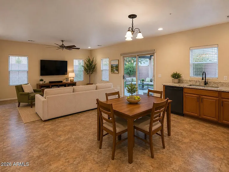 8773 W Dahlia Dr — Photo 13