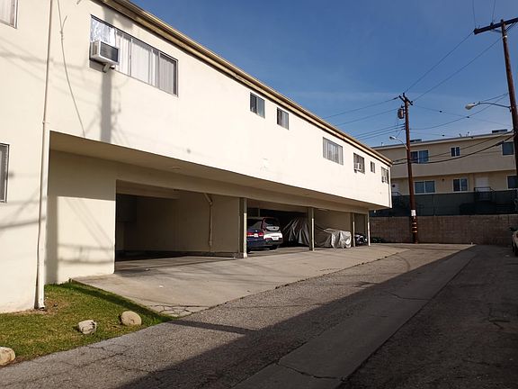 2nd image of 11518 Obert Ave APT 6