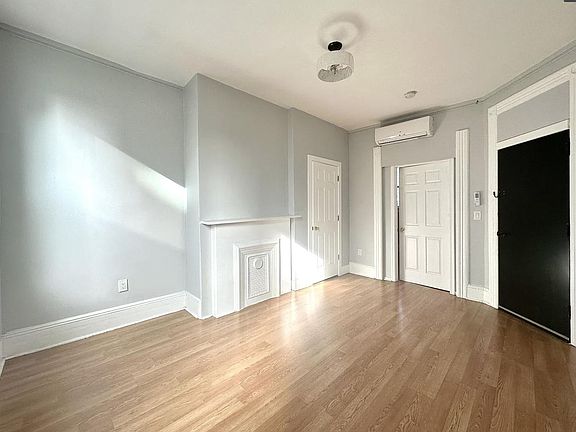 3rd image of 51 Jordan Ave #3L