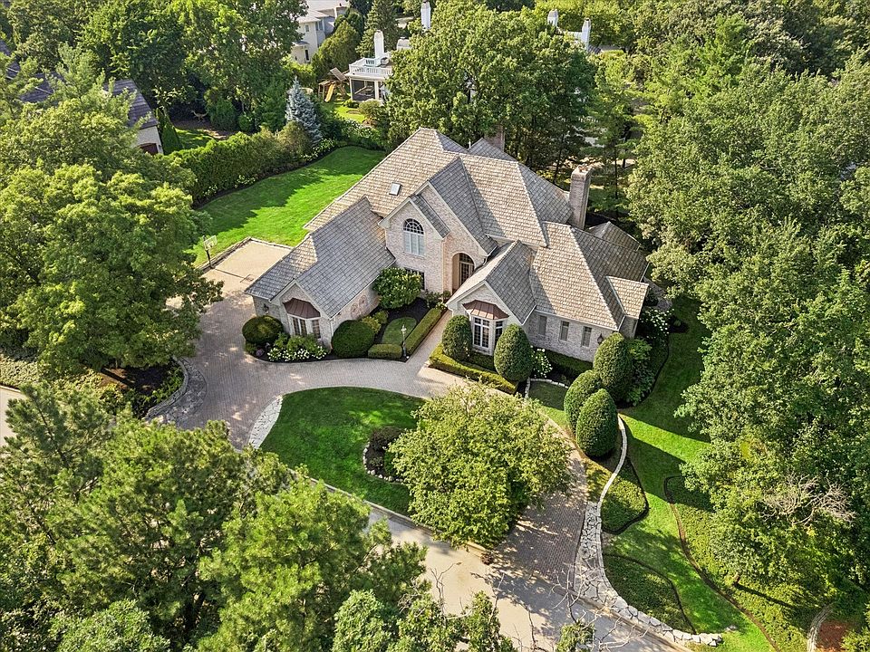 1st image of 23 Ambriance Dr