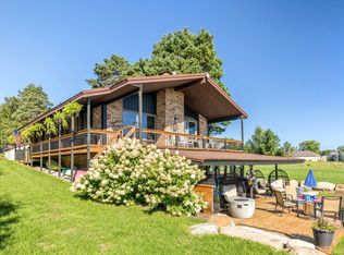 8915 Lakeshore Rd, Lexington, MI 48450