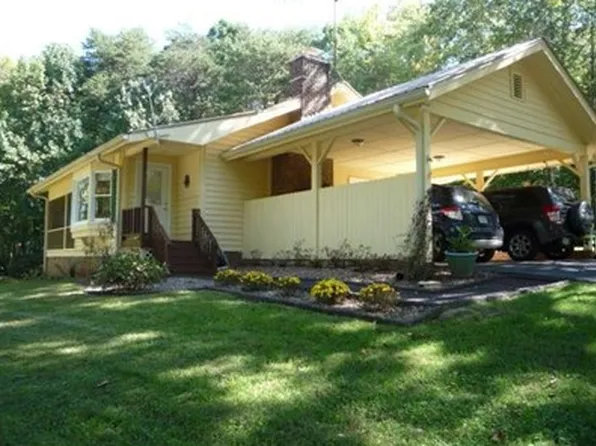 1275 Ben Higgins Rd, Dahlonega, GA 30533