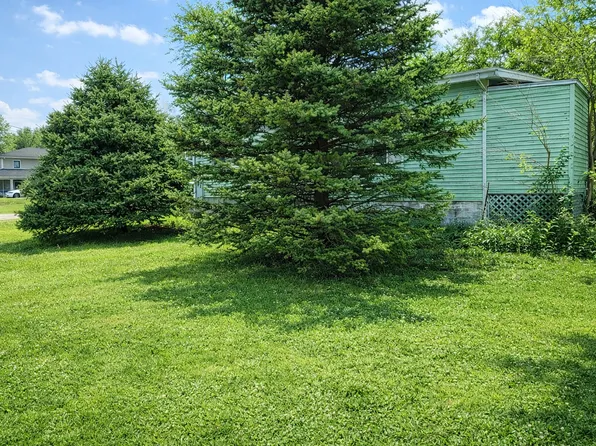 4103 E Oaks Rd, Urbana, IL 61802