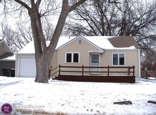 1110 N Briggs Ave, Hastings, NE 68901